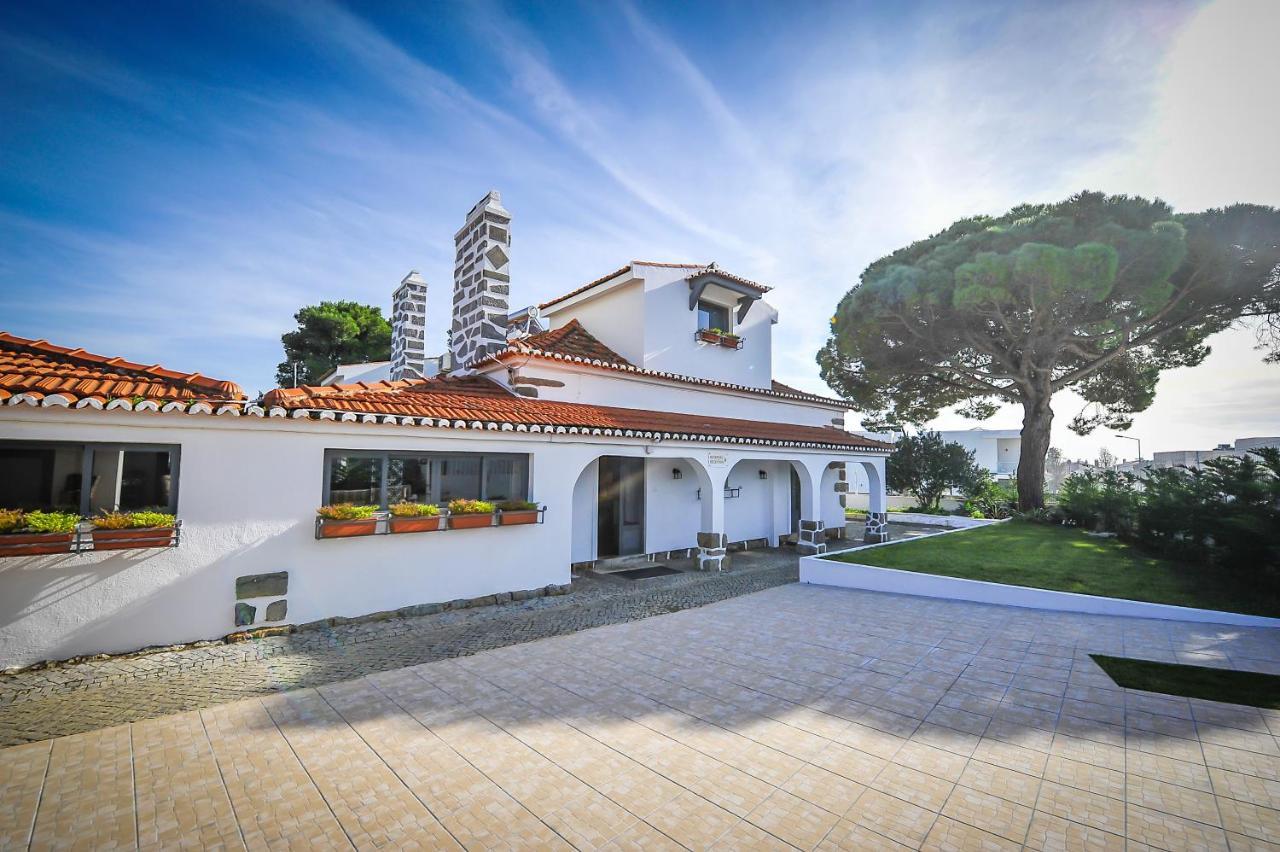 Santo Antonio'S Guesthouse 卡斯凯什 外观 照片