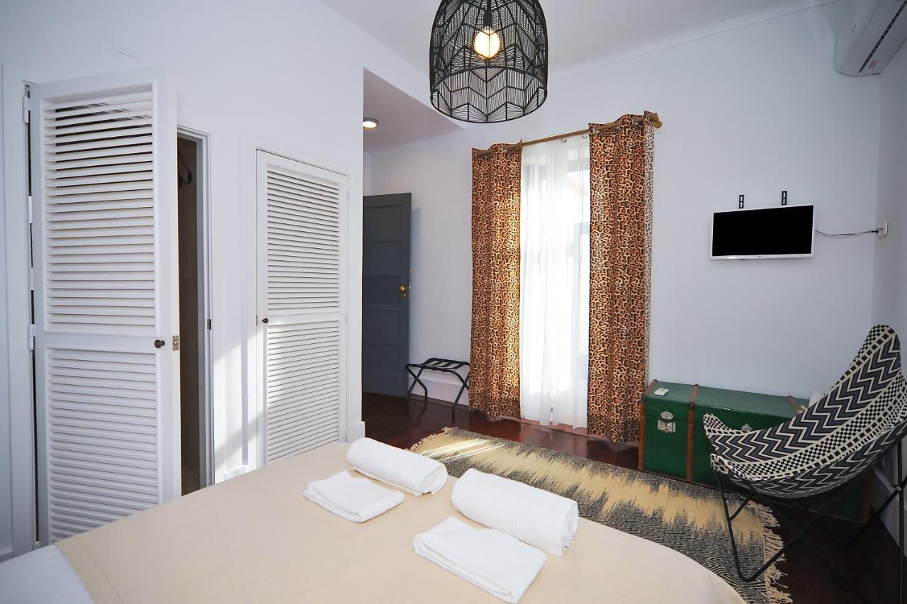 Santo Antonio'S Guesthouse 卡斯凯什 外观 照片